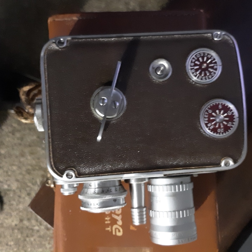 Antique Camera - Picture 3 of 4